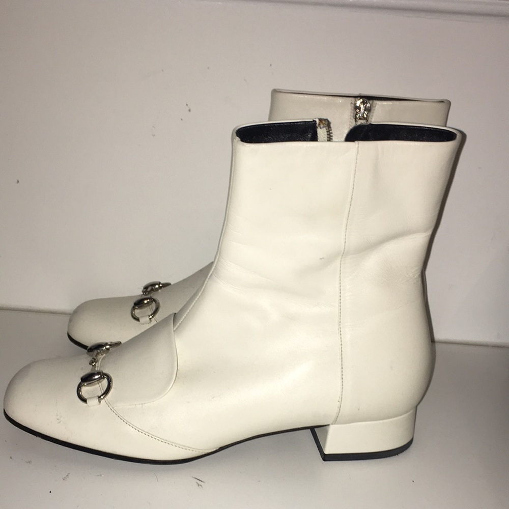 GUCCI OFF WHITE LEATHER EUC BOOTIES SIZE 38.5 made in Italy